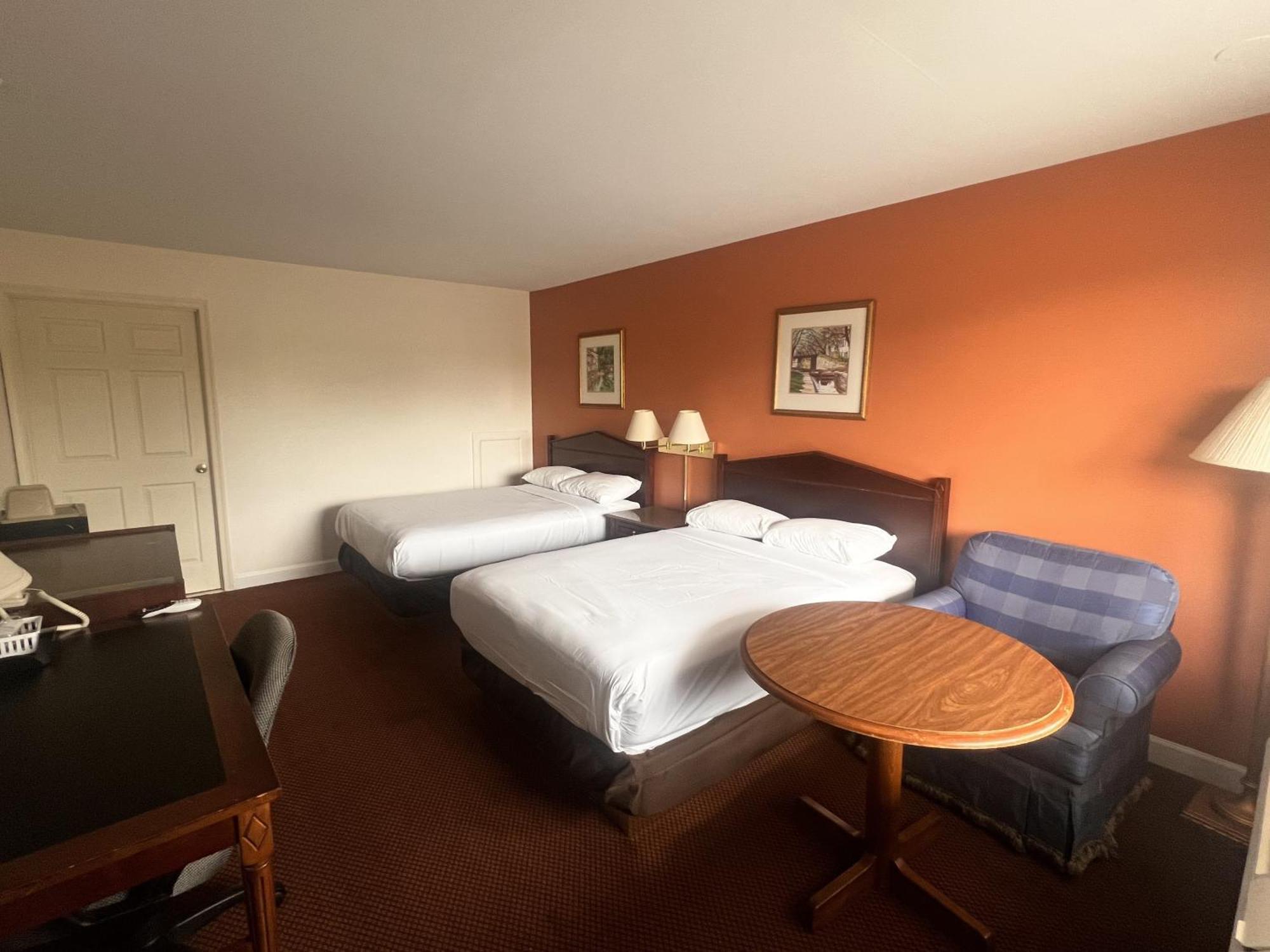 Hotel 6 Culpeper, Va 2*