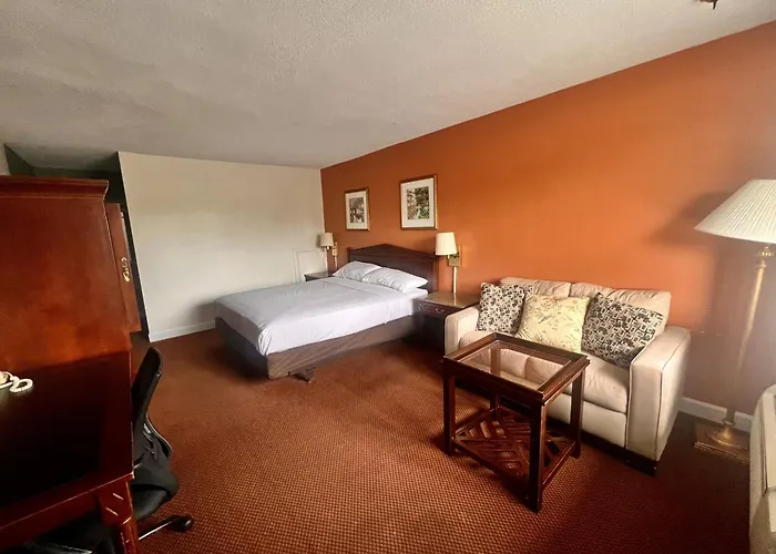 Red Carpet Inn & Suites Culpeper