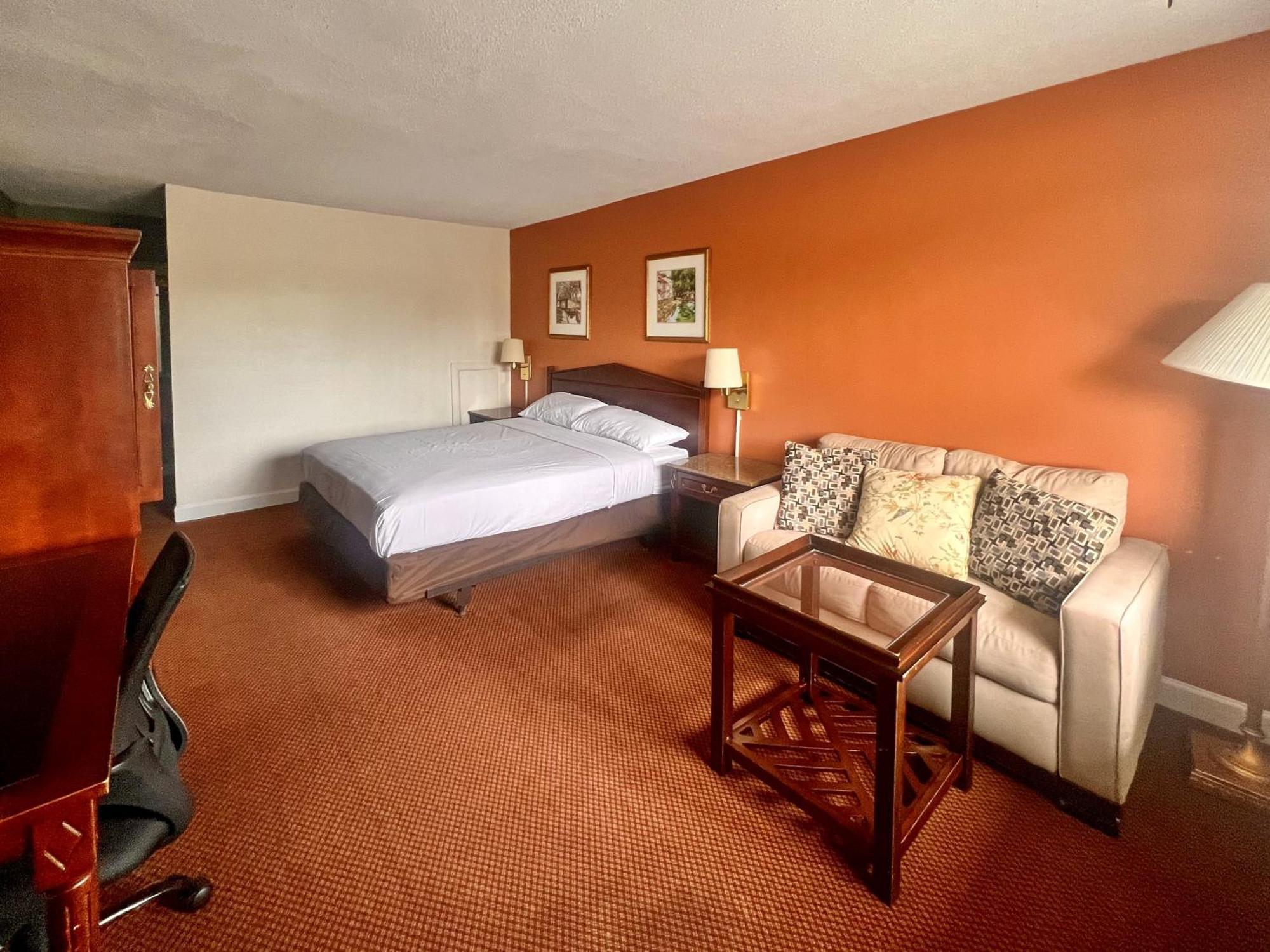 6 Culpeper, Va Hotel 4*