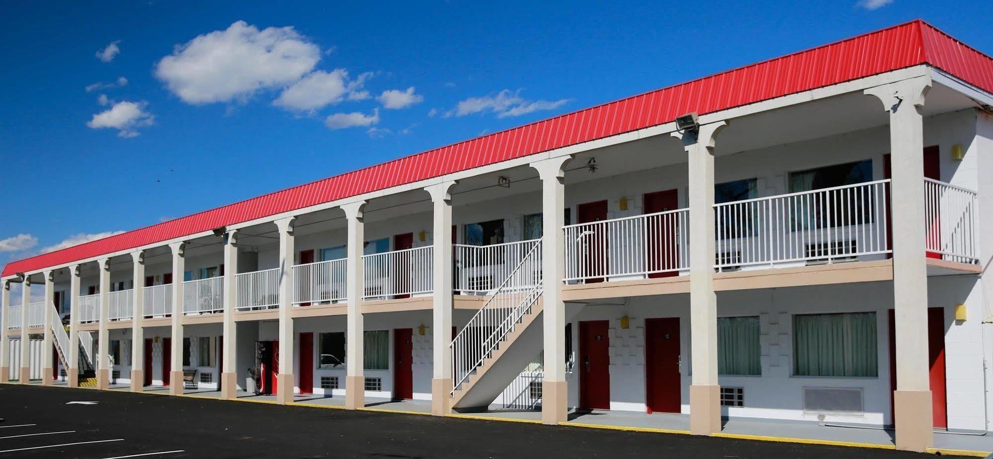 6 Culpeper, Va Hotel
