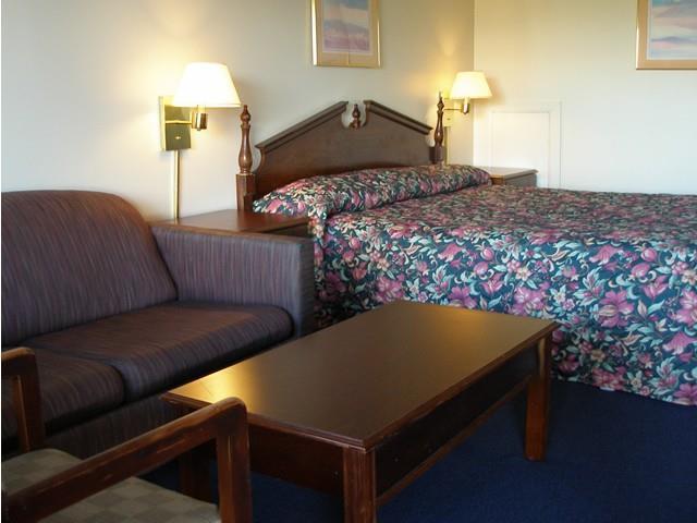 Hotel 6 Culpeper, Va 2*